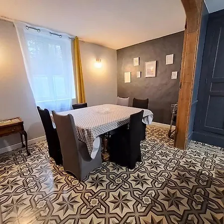 - Maison 7 Personnes Nyaraló